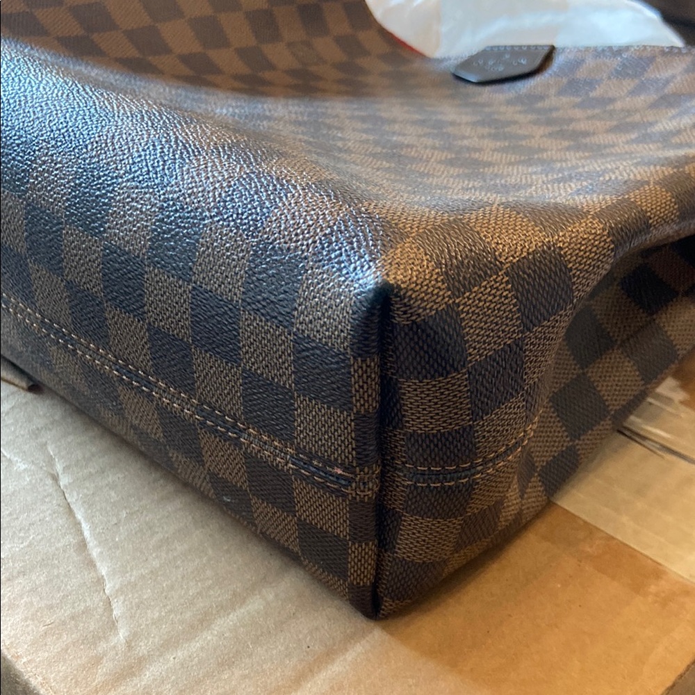 Authenti Louis Vuitton Graceful PM